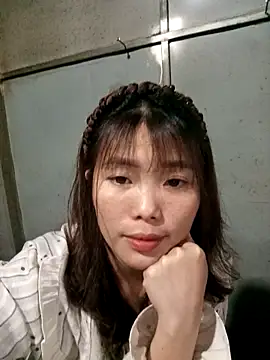 Snapshot of Girl-crazy1 chatting on March 7, 2026, 2:00 pm Girl-crazy1 online show from March 7, 2026, 2:00 pm