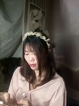 Snapshot of Girl-crazy1 chatting on March 20, 2026, 10:00 pm Girl-crazy1 online show from March 20, 2026, 10:00 pm