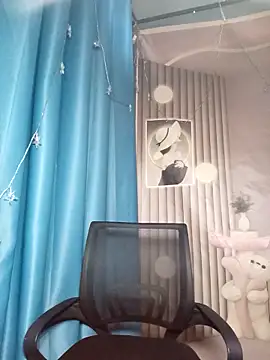 Snapshot of Girl-crazy1 chatting on April 9, 2026, 6:19 am Girl-crazy1 online show from April 9, 2026, 6:19 am