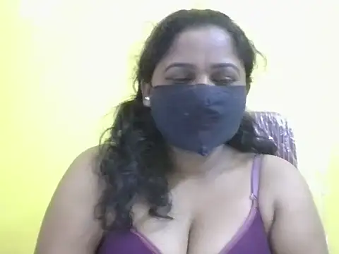 anu-reddyy online show from June 29, 2026, 7:37 am