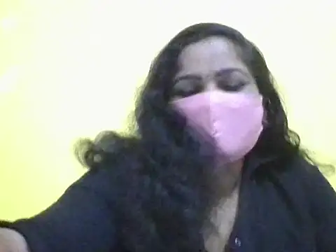 anu-reddyy online show from May 6, 2026, 4:16 am