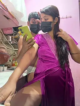 Zoya Hottest online show from April 15, 2026, 6:23 pm