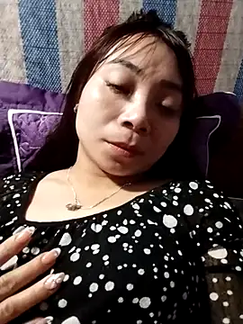 Snapshot of cute-shine chatting on February 17, 2026, 1:25 am cute-shine online show from February 17, 2026, 1:25 am