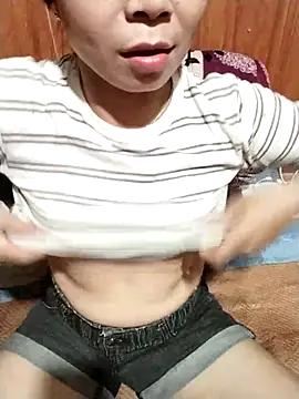 cute-shine online show from April 5, 2026, 5:25 am