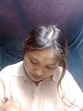 bany-lee online show from May 4, 2026, 2:42 pm