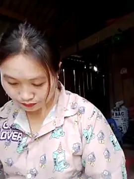 bany-lee online show from April 20, 2026, 2:14 am