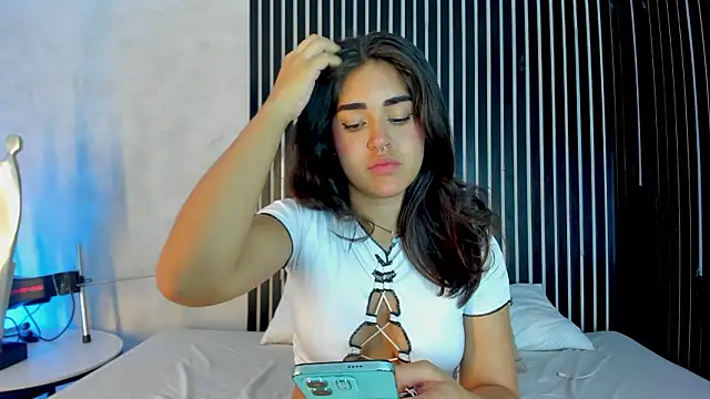 melodyphillips 2  online show from March 8, 2026, 2:48 am