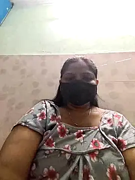 Snapshot of Joyti_07 chatting on February 27, 2026, 4:29 pm Joyti 07 online show from February 27, 2026, 4:29 pm