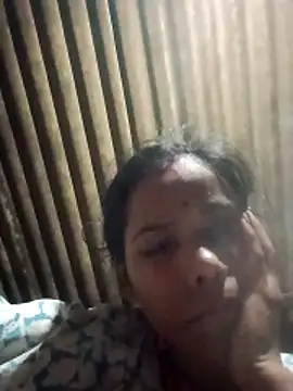 Desi Couple P online show from May 3, 2026, 3:04 pm