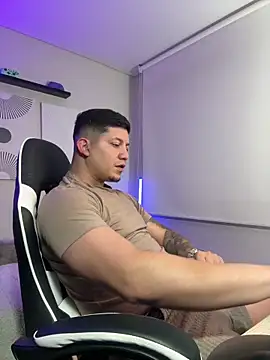 Snapshot of _robertobaggioo chatting on February 28, 2026, 6:46 am robertobaggioo online show from February 28, 2026, 6:46 am