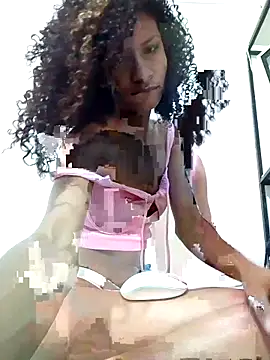 Snapshot of mailyn_gold chatting on April 16, 2026, 1:56 pm mailyn gold online show from April 16, 2026, 1:56 pm