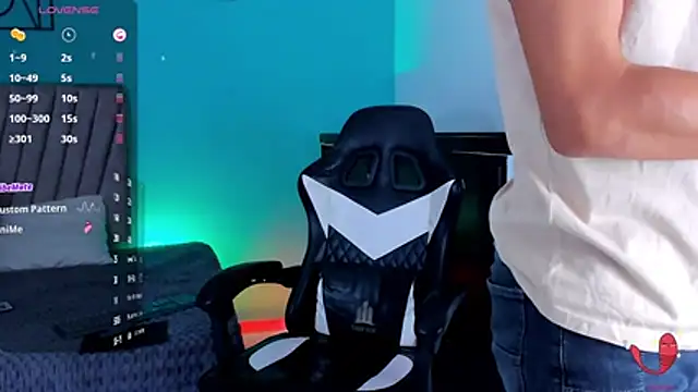 NicolasTorrez online show from February 20, 2026, 1:24 pm