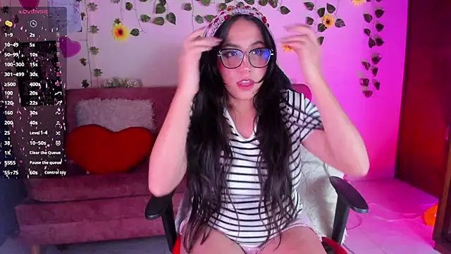 Snapshot of Hanna_Tm chatting on March 18, 2026, 2:04 am Hanna Tm online show from March 18, 2026, 2:04 am