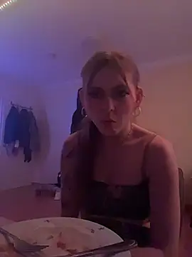 Snapshot of Milli-Kiss chatting on February 11, 2026, 9:25 pm Milli-Kiss online show from February 11, 2026, 9:25 pm