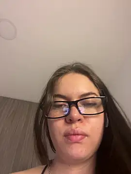 alyabelova online show from May 29, 2026, 3:34 am