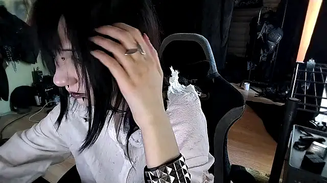 Snapshot of Shempert_ghot chatting on February 18, 2026, 11:06 am Shempert ghot online show from February 18, 2026, 11:06 am