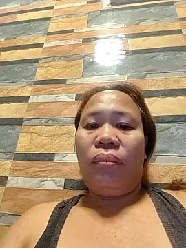 squirtshantal online show from October 27, 2025, 7:31 am