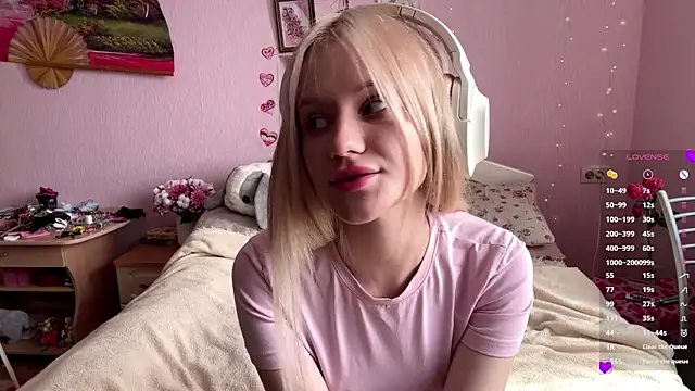 Snapshot of MelissaZaria chatting on April 18, 2026, 8:27 am MelissaZaria online show from April 18, 2026, 8:27 am