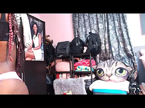 Snapshot of alanalaurent15 chatting on February 16, 2026, 12:04 pm alanalaurent15 online show from February 16, 2026, 12:04 pm