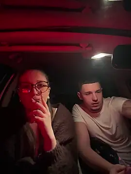 Snapshot of yourevsi chatting on February 15, 2026, 7:46 pm yourevsi online show from February 15, 2026, 7:46 pm