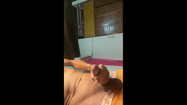 Snapshot of Exxcorpio chatting on February 18, 2026, 7:32 pm Exxcorpio online show from February 18, 2026, 7:32 pm