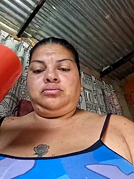 Snapshot of Juli_Powl chatting on March 25, 2026, 1:32 pm Juli Powl online show from March 25, 2026, 1:32 pm