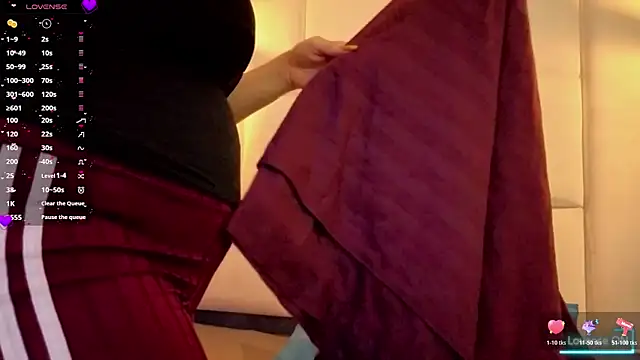 sara puerta   online show from March 14, 2026, 11:38 am