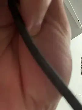 awesomemilkss online show from March 14, 2026, 8:37 pm