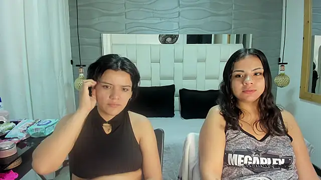 Veyra sereny online show from April 7, 2026, 1:29 am