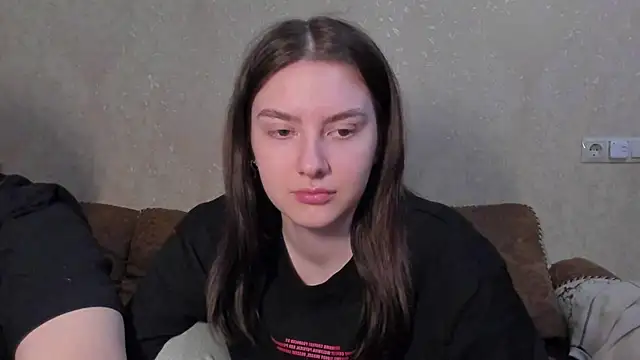 Snapshot of love_lina_muuur chatting on February 24, 2026, 8:10 pm love lina muuur online show from February 24, 2026, 8:10 pm