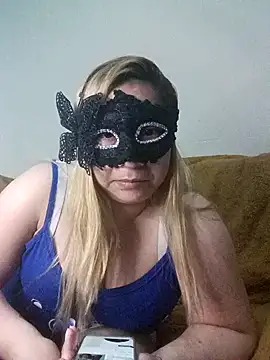 Snapshot of Curiososhorny chatting on March 9, 2026, 1:47 pm Curiososhorny online show from March 9, 2026, 1:47 pm