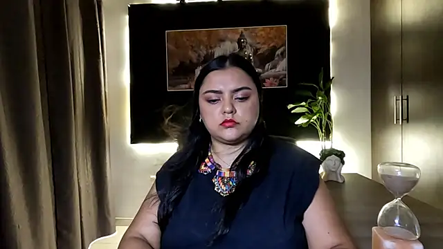 AzaraOnyx online show from July 26, 2026, 2:02 pm