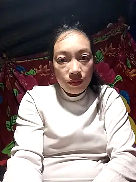 Snapshot of Susuu5790 chatting on February 16, 2026, 8:02 am Susuu5790 online show from February 16, 2026, 8:02 am