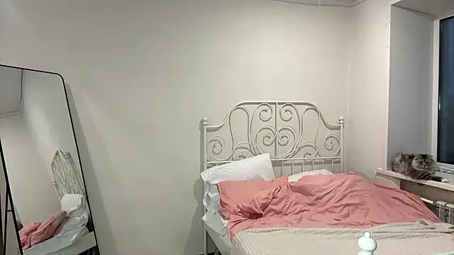 Snapshot of Salamandravantelo chatting on March 1, 2026, 3:12 pm Salamandravantelo online show from March 1, 2026, 3:12 pm