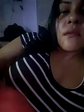 Snapshot of Mariahhsexyy chatting on April 12, 2026, 6:05 am Mariahhsexyy online show from April 12, 2026, 6:05 am