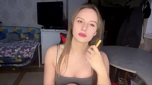 Snapshot of KelliLuepke chatting on February 13, 2026, 3:45 pm KelliLuepke online show from February 13, 2026, 3:45 pm