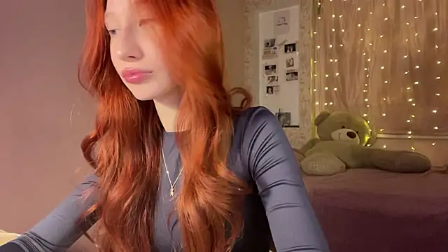 Snapshot of stella_foxi chatting on February 16, 2026, 4:38 pm stella foxi online show from February 16, 2026, 4:38 pm