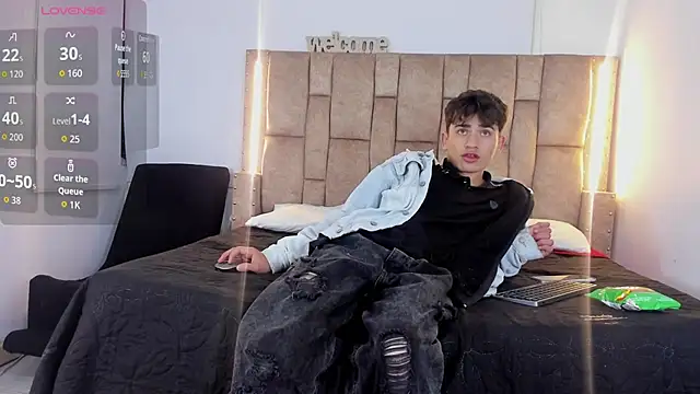 Noir Sebas online show from April 7, 2026, 3:30 am