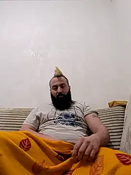 Snapshot of daddyboucher69 chatting on March 1, 2026, 5:51 am daddyboucher69 online show from March 1, 2026, 5:51 am