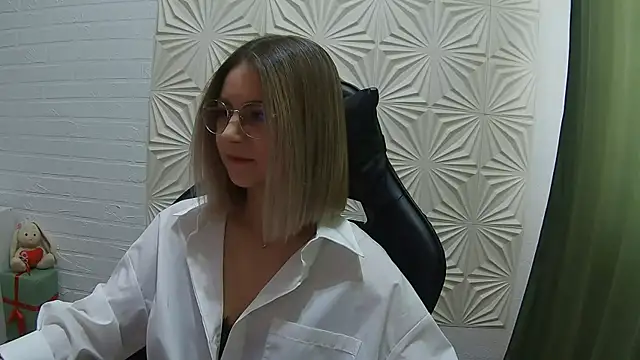 IceMayes online show from February 23, 2026, 7:42 am