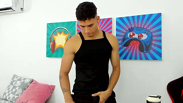 Thomas walker14 online show from March 21, 2026, 1:15 pm