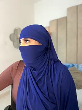 rashaaa  online show from March 1, 2026, 2:11 am