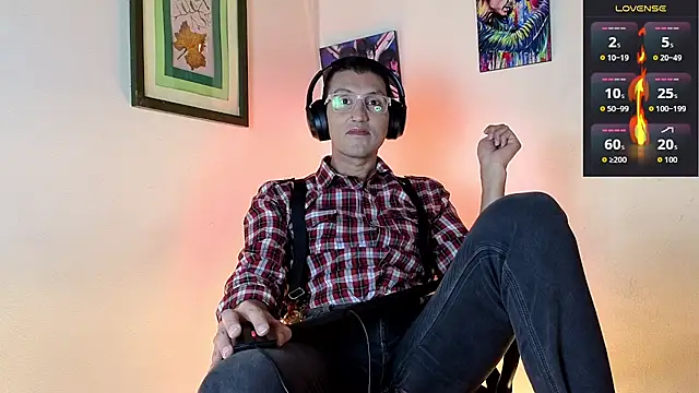 Snapshot of enzoprat chatting on February 26, 2026, 3:23 pm enzoprat online show from February 26, 2026, 3:23 pm