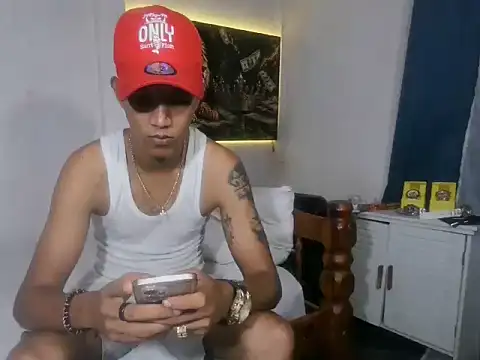 Snapshot of badboy_master chatting on June 4, 2026, 4:06 am badboy master online show from June 4, 2026, 4:06 am