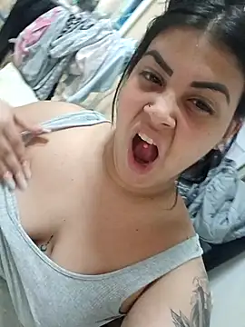 Snapshot of CubanaCulonaxxx chatting on February 25, 2026, 4:23 am CubanaCulonaxxx online show from February 25, 2026, 4:23 am