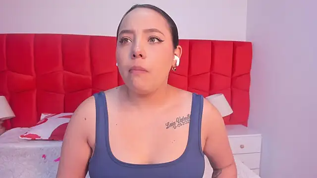 Snapshot of melanie_velle chatting on March 4, 2026, 3:14 am melanie velle online show from March 4, 2026, 3:14 am