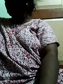 tamilkaviya431 online show from April 10, 2026, 4:47 pm