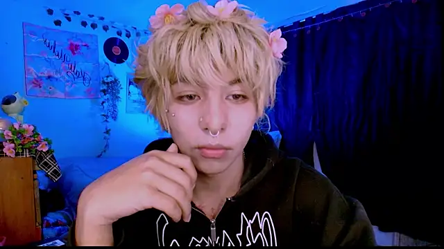 prince oliverr online show from February 19, 2026, 6:49 pm