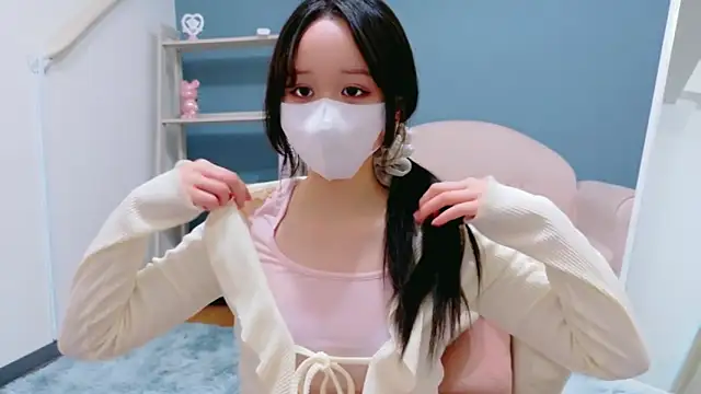 Yuna chan  online show from March 10, 2026, 6:28 am