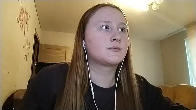 AnikaLipps online show from July 29, 2026, 3:17 am